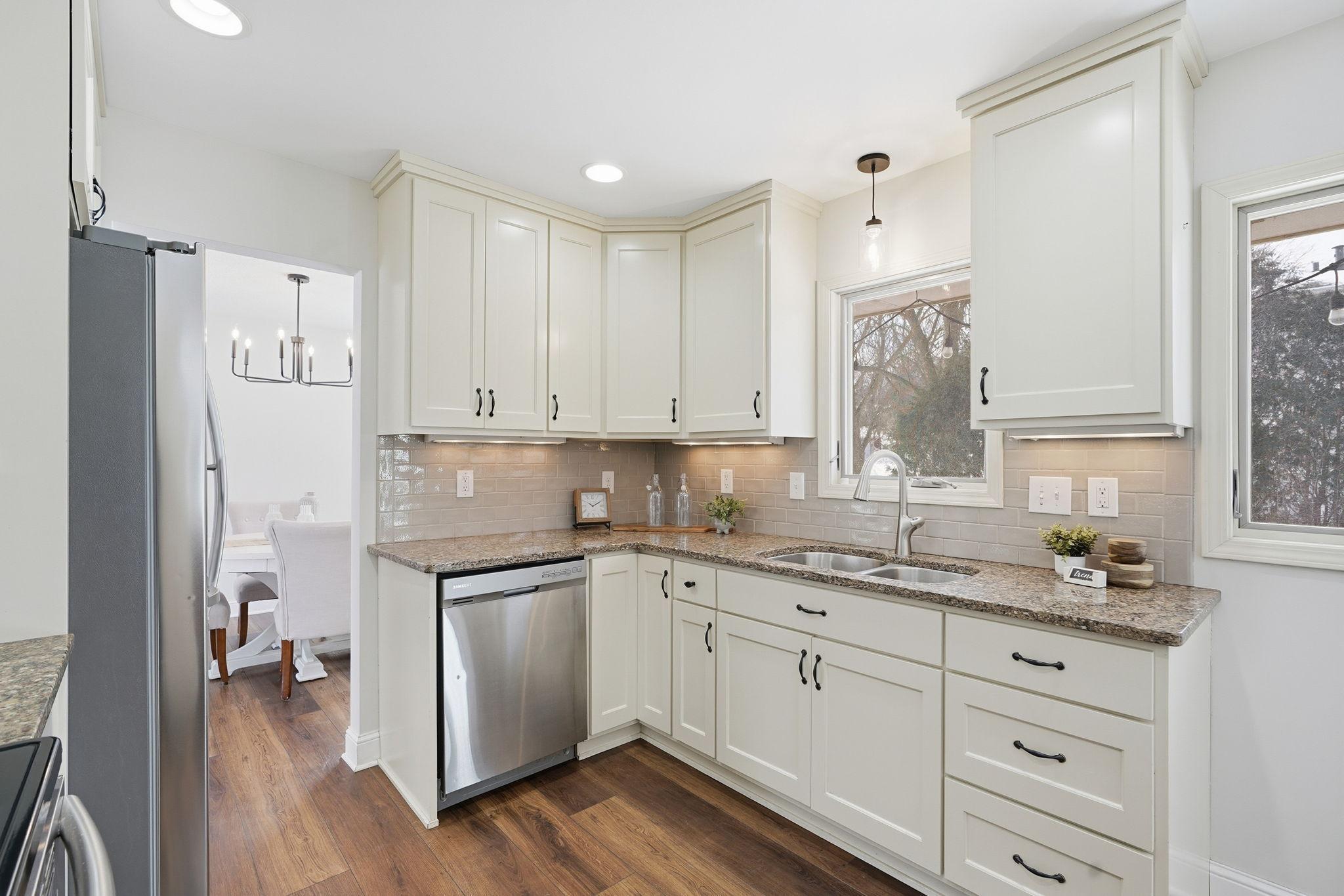 9912 Little Road Bloomington, MN 55437 - Photo 11 of 39 Gallery Image 11