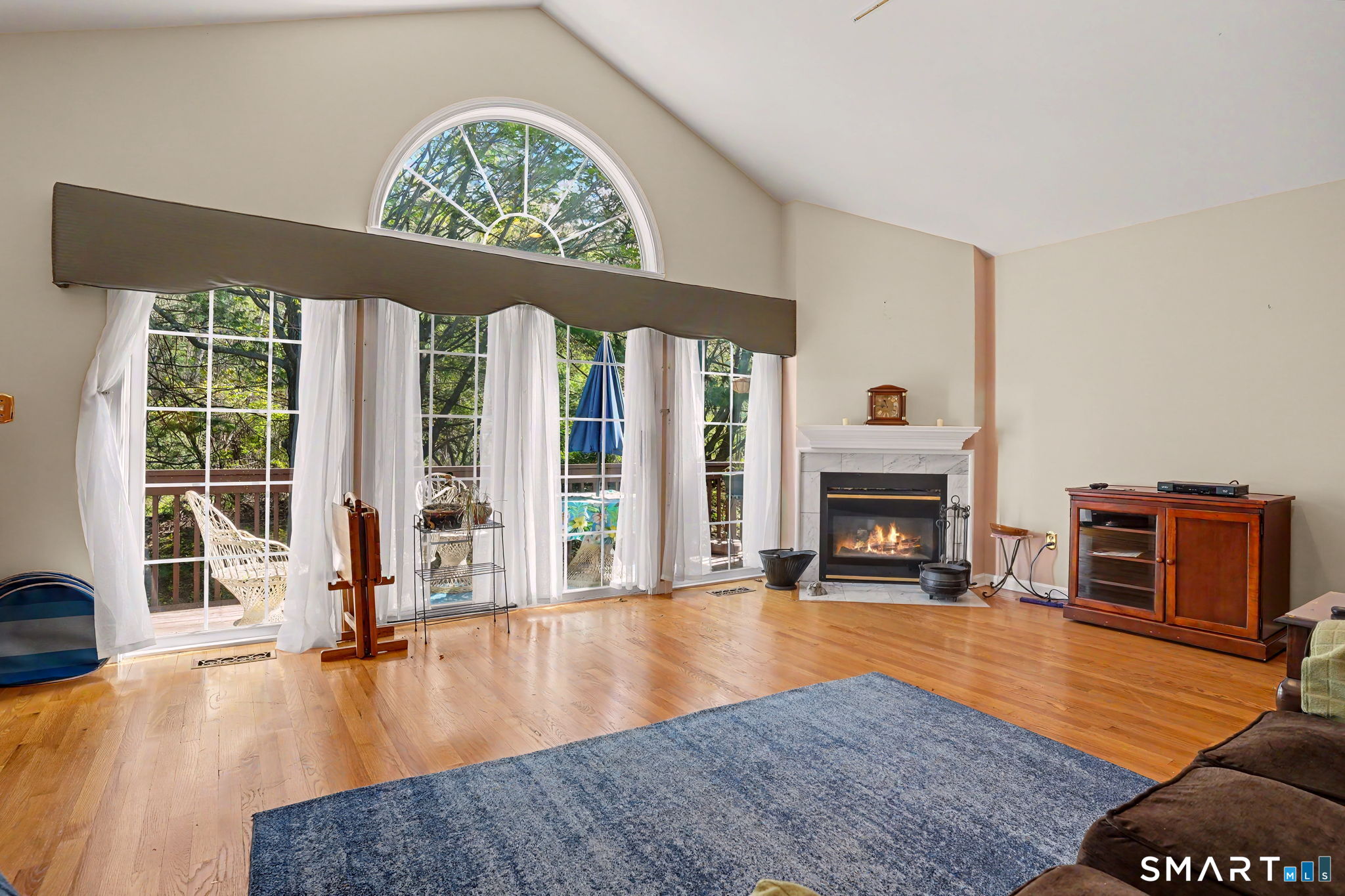 29 Greystone, Unit 29 Shelton, CT 06484 - Photo 6 of 36 with Gas Fireplace