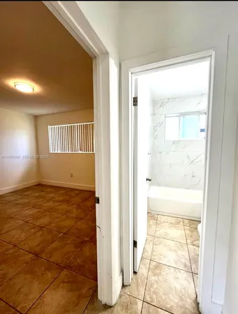 $1,800 | 1920 Northwest 29th Street, Unit 3, Miami, FL 33142