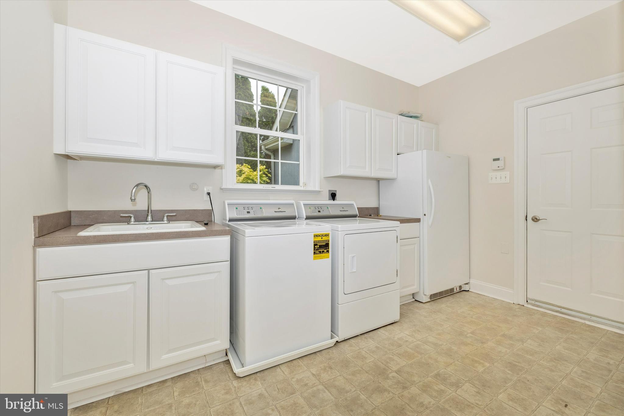 4321 Gene Hemp Road Jefferson, MD 21755 - Photo 12 of 54 main level laundry