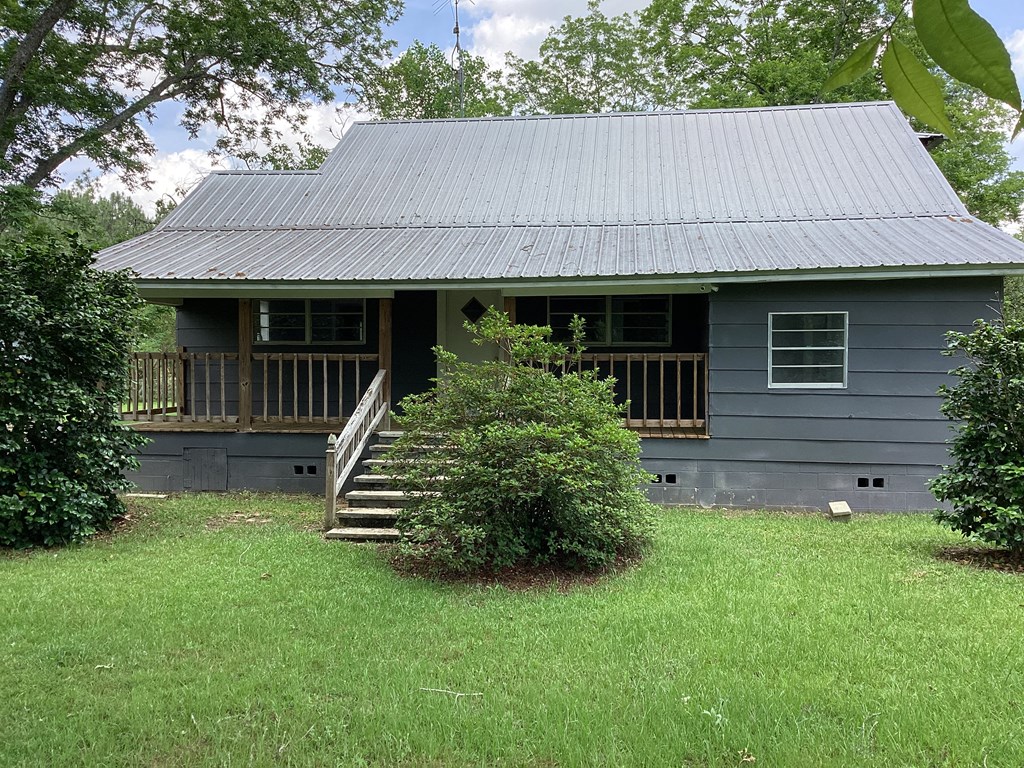 141 Case Road Slocomb, AL 36375 - Photo 2 of 26