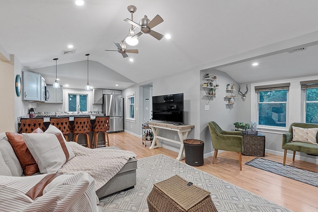 7 Benjamin Road Shirley, MA 01464 - Photo 1 of 35