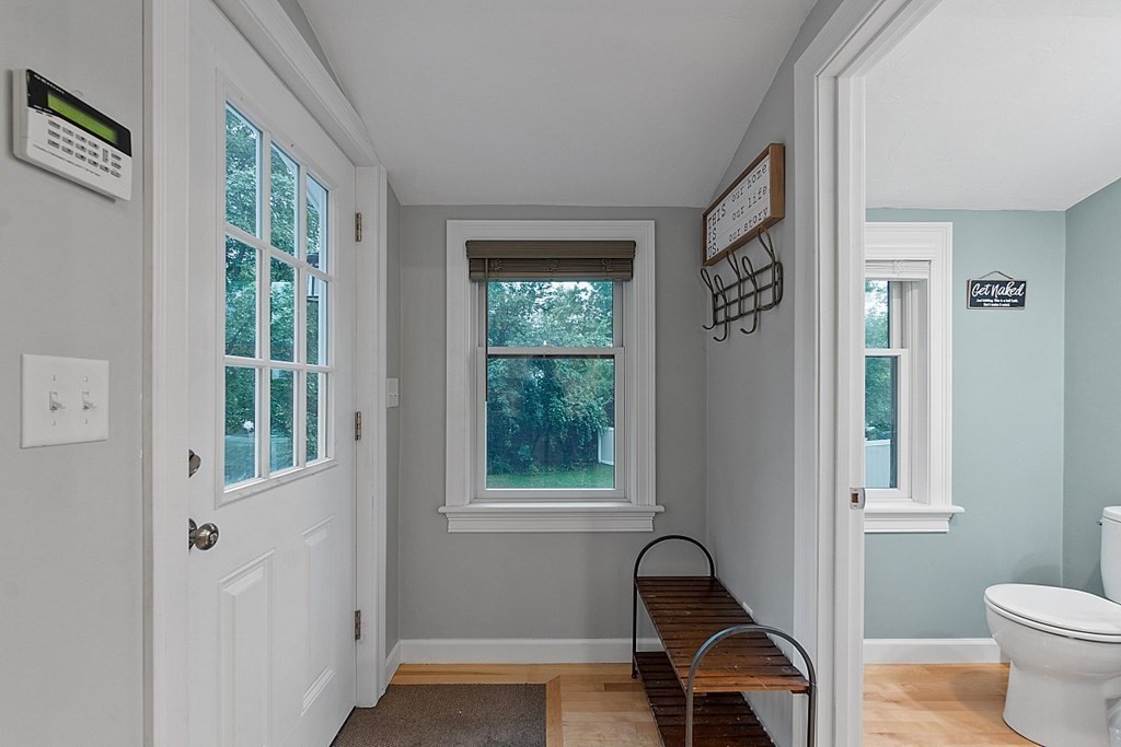 7 Benjamin Road Shirley, MA 01464 - Photo 14 of 35