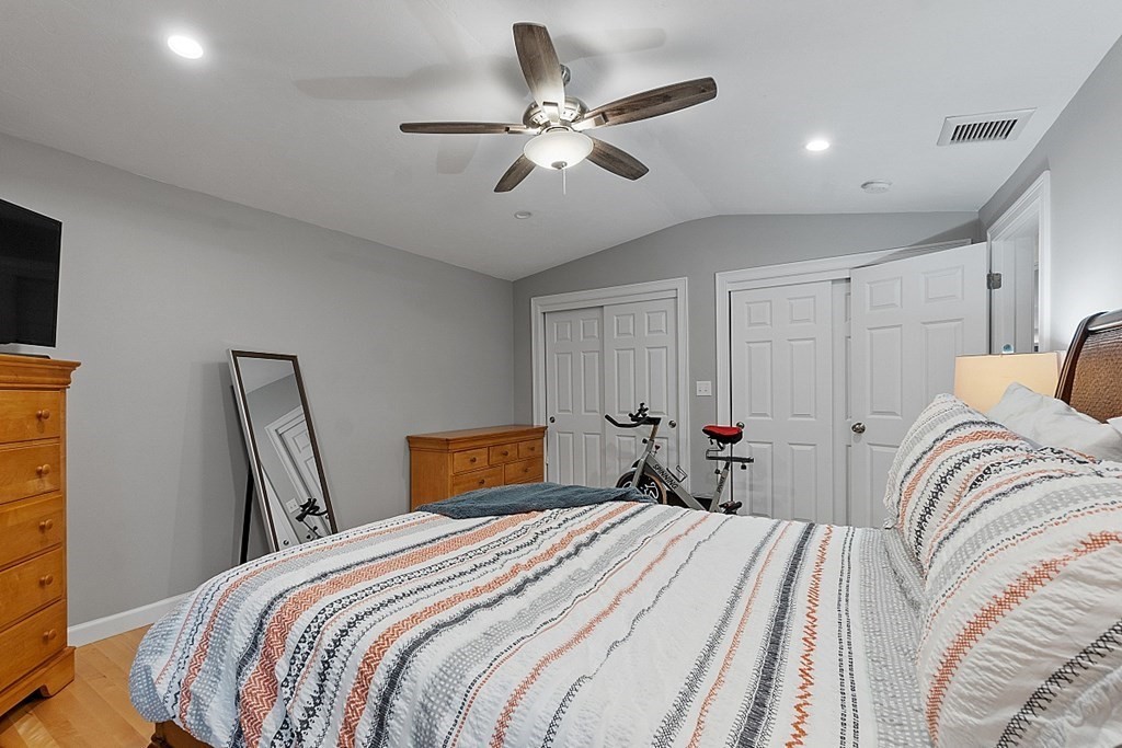 7 Benjamin Road Shirley, MA 01464 - Photo 19 of 35