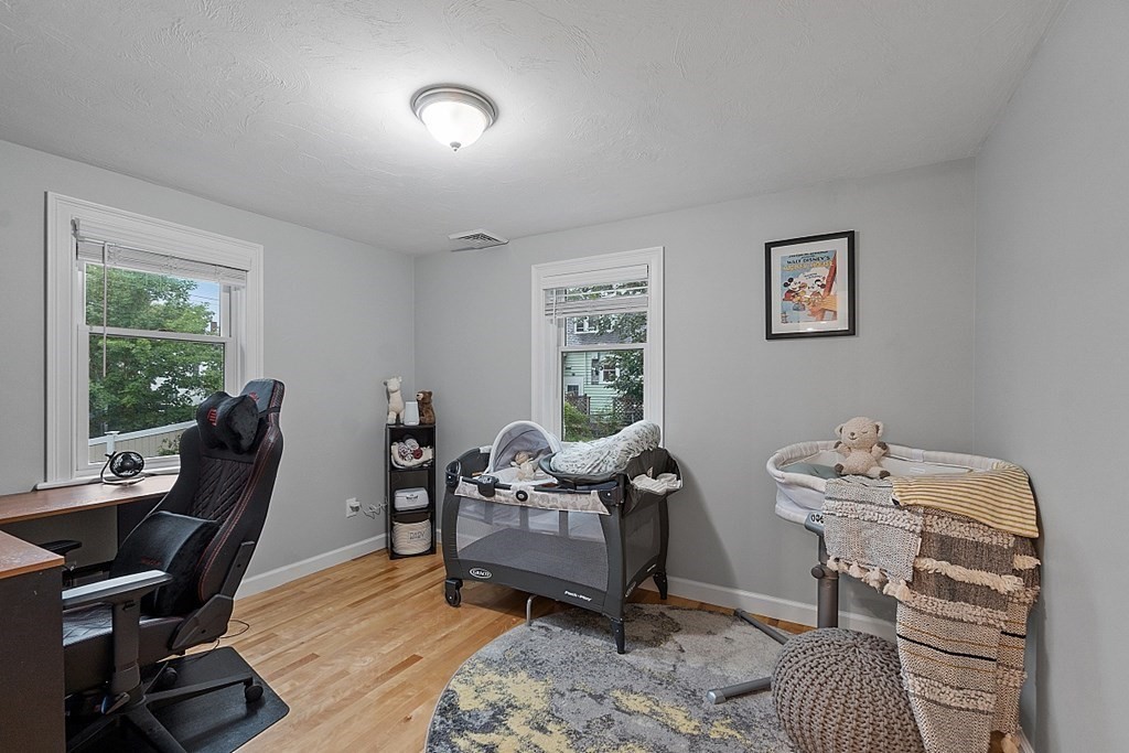 7 Benjamin Road Shirley, MA 01464 - Photo 20 of 35