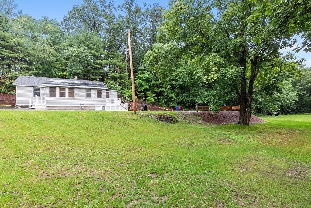 7 Benjamin Road Shirley, MA 01464 - Photo 32 of 35