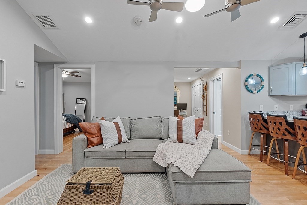 7 Benjamin Road Shirley, MA 01464 - Photo 6 of 35