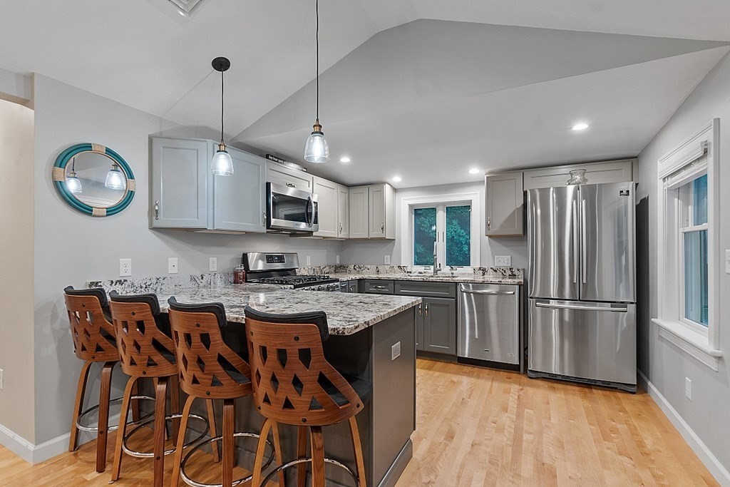 7 Benjamin Road Shirley, MA 01464 - Photo 7 of 35