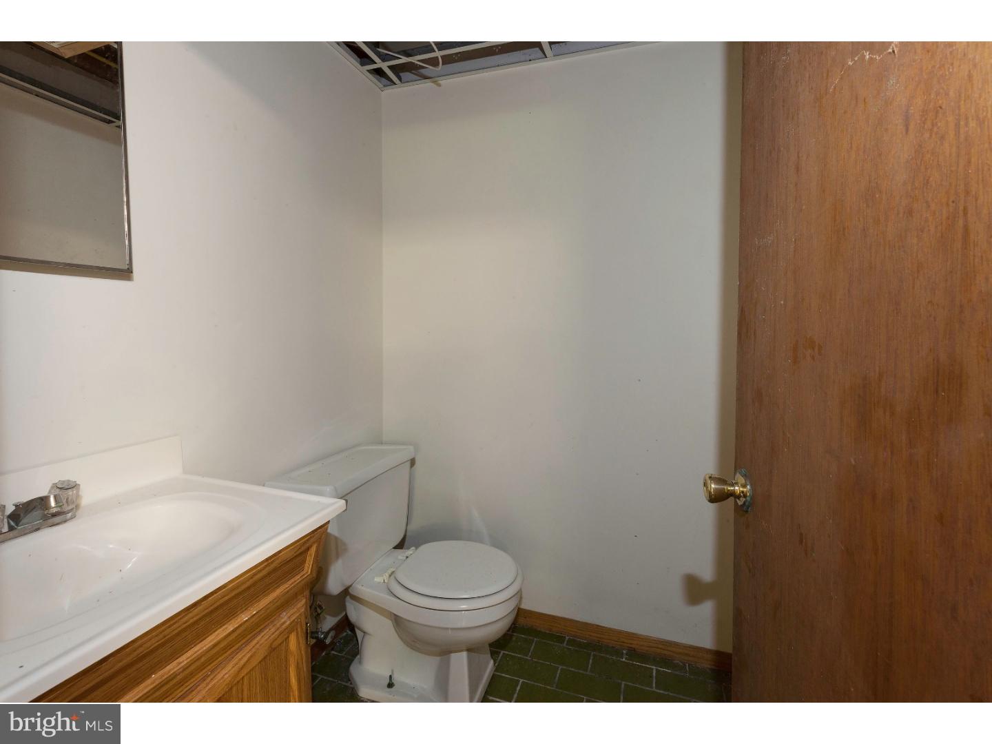 116 Dixontown Road Medford, NJ 08055 - Photo 23 of 25 Half Bath