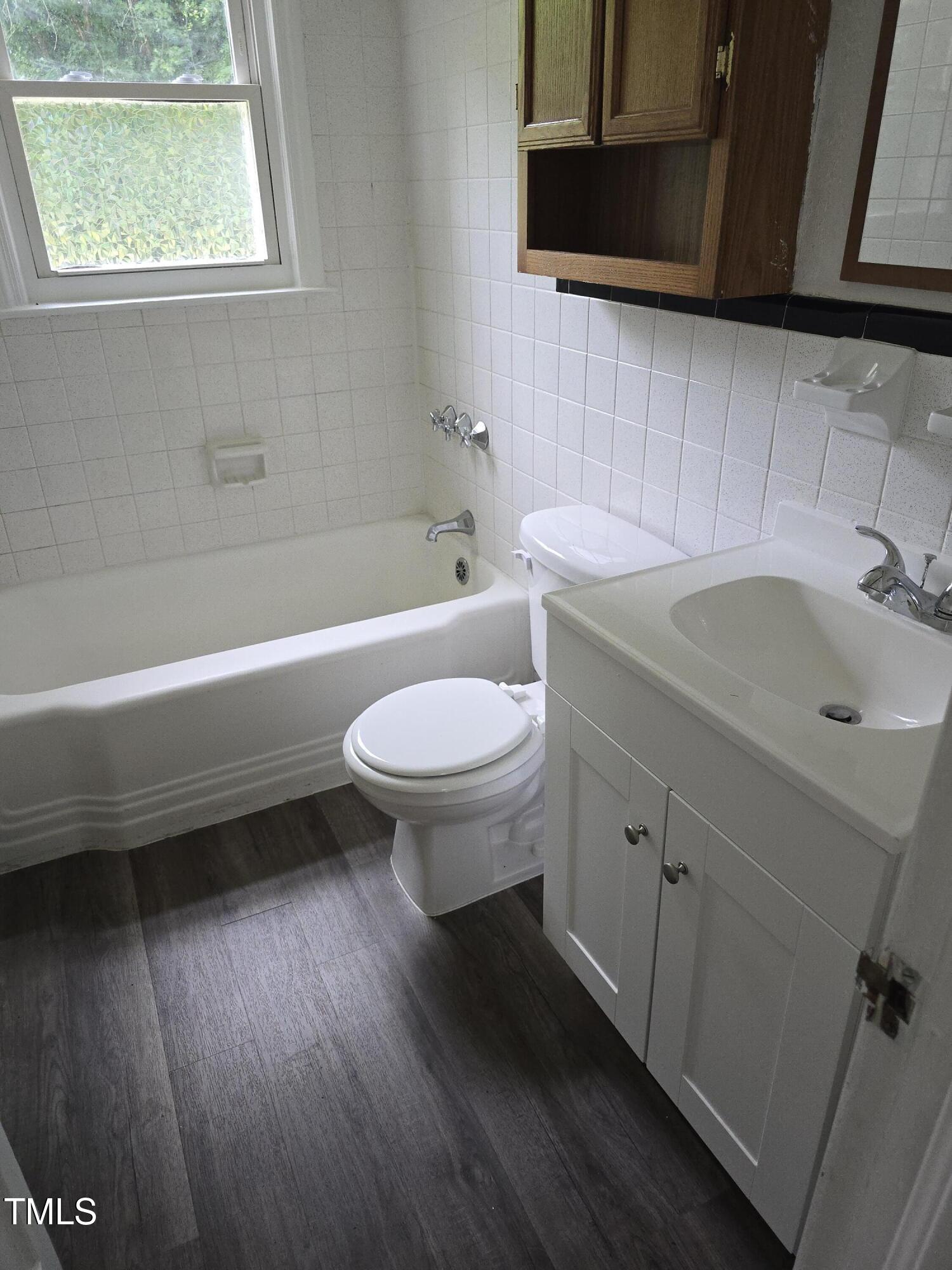 704 North King Charles Road Raleigh, NC 27610 - Photo 4 of 7 1000007987