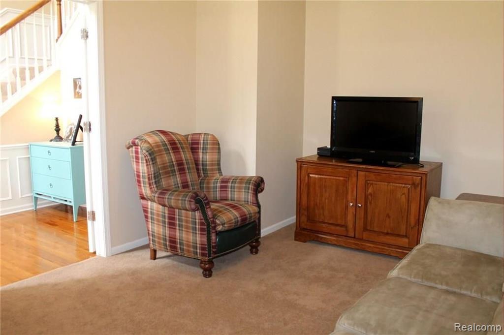 49577 Potomac Road Canton, MI 48188 - Photo 20 of 47