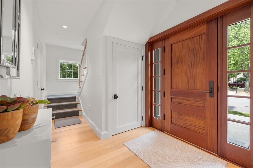 21 Crowninshield Road, Unit 21 Brookline, MA 02446 - Photo 21 of 30 Gallery Image 21