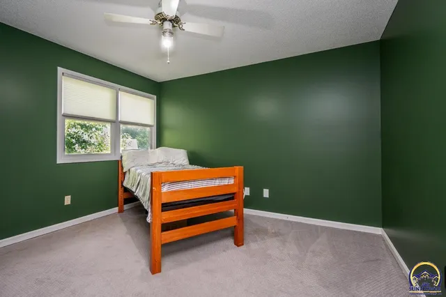 $349,999 | 6239 Southwest 38th Place, Topeka, KS 66610