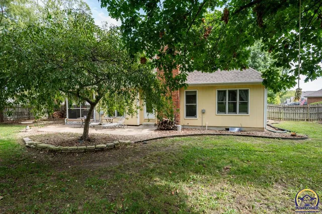 $349,999 | 6239 Southwest 38th Place, Topeka, KS 66610