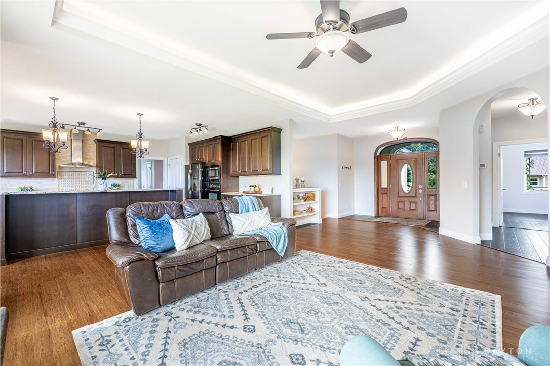 1590 Fairground Road Xenia, OH 45385 - Photo 6 of 77 living room