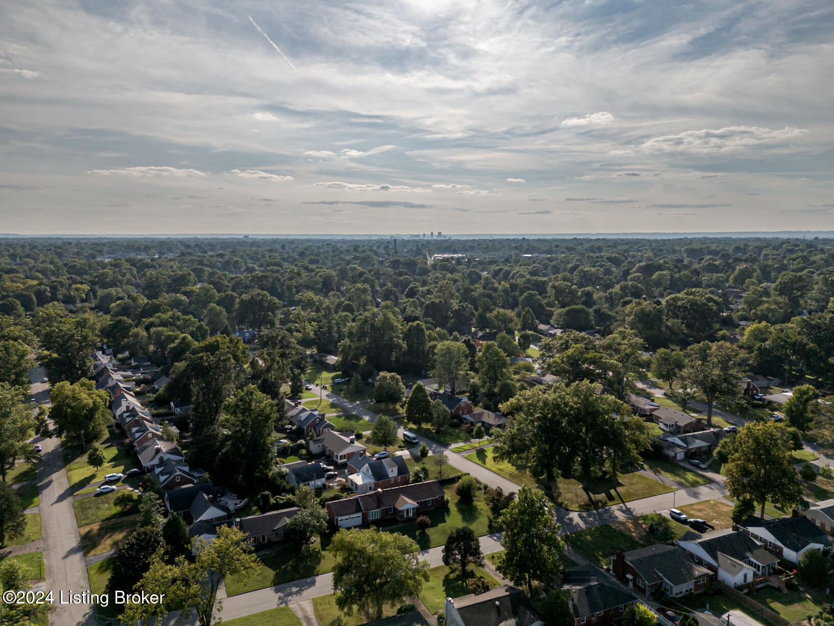 4634 Beaver Road Louisville, KY 40207 - Photo 59 of 73 DJI_20240820183224_0739_D