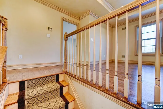 $849,999 | 12 North 1st Avenue, Roxbury Township, NJ 07847