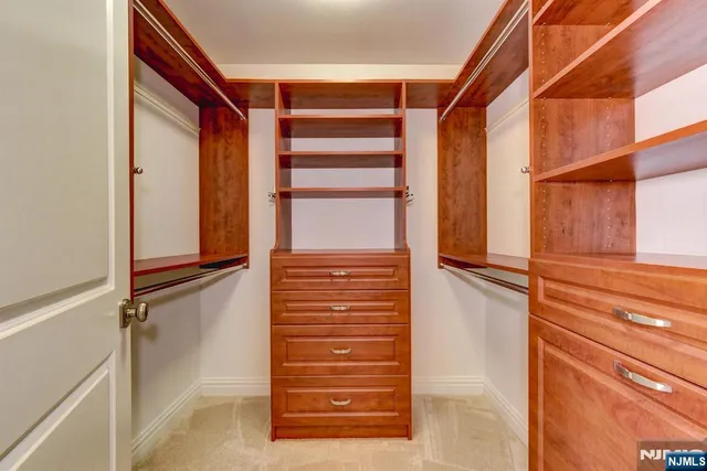 $849,999 | 12 North 1st Avenue, Roxbury Township, NJ 07847