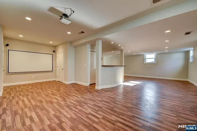 $849,999 | 12 North 1st Avenue, Roxbury Township, NJ 07847