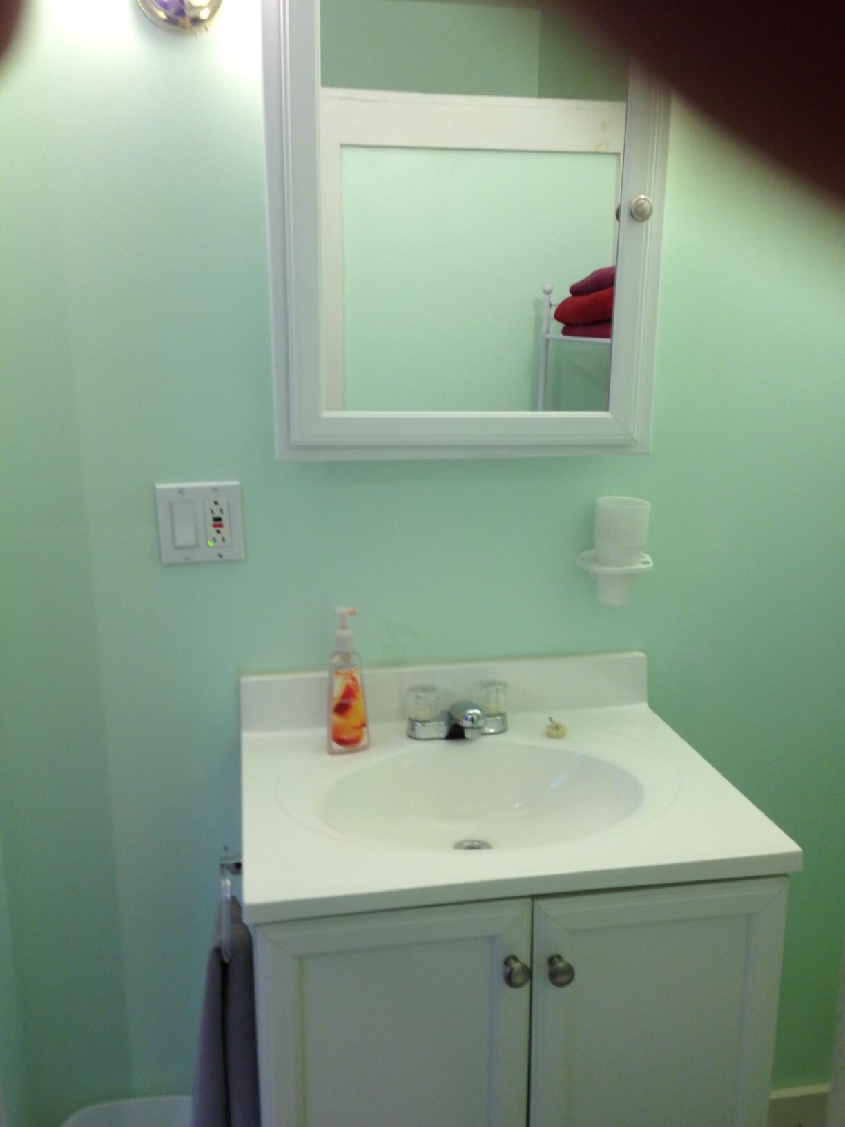 40 Fern Street Bangor, ME 04401 - Photo 10 of 15 IMG_0059
