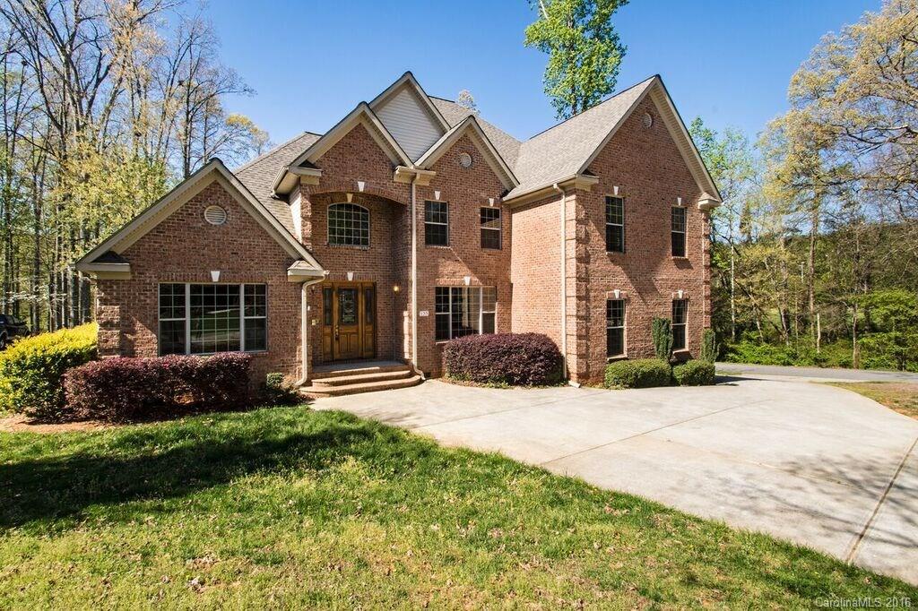 135 Webbed Foot Road Mooresville, NC 28117 - Photo 3 of 24 Gallery Image 3