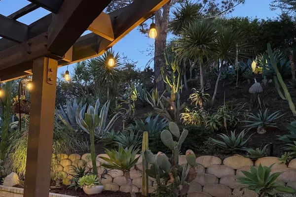 $1,899,000 | 3337 Corte Verso, Carlsbad, CA 92009