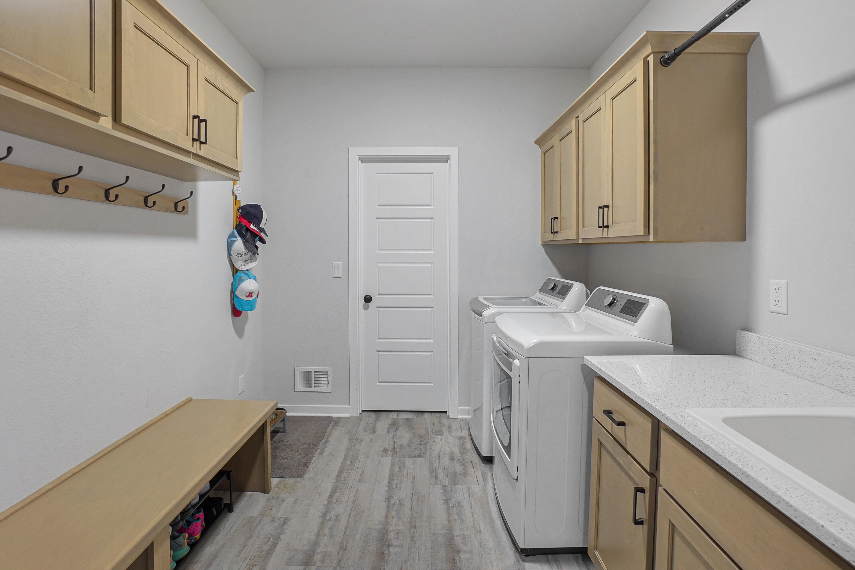 35233 Walleye Court Summit, WI 53066 - Photo 22 of 40 Laundry