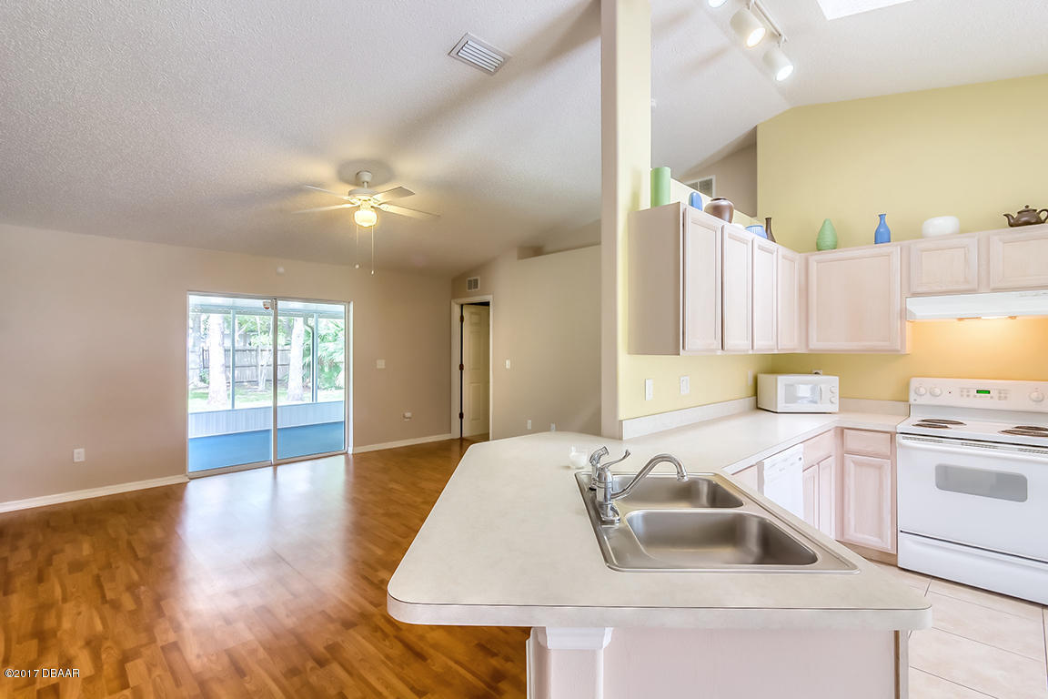 54 Raintree Place Palm Coast, FL 32164 - Photo 9 of 26 54-10