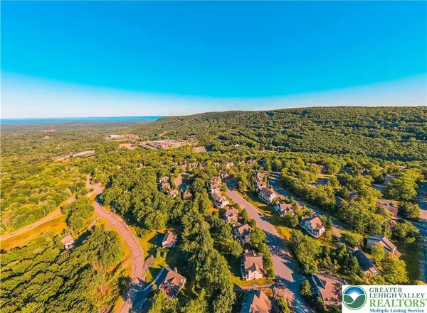 $249,900 | 182 Upper Village Way, Tannersville, PA 18372