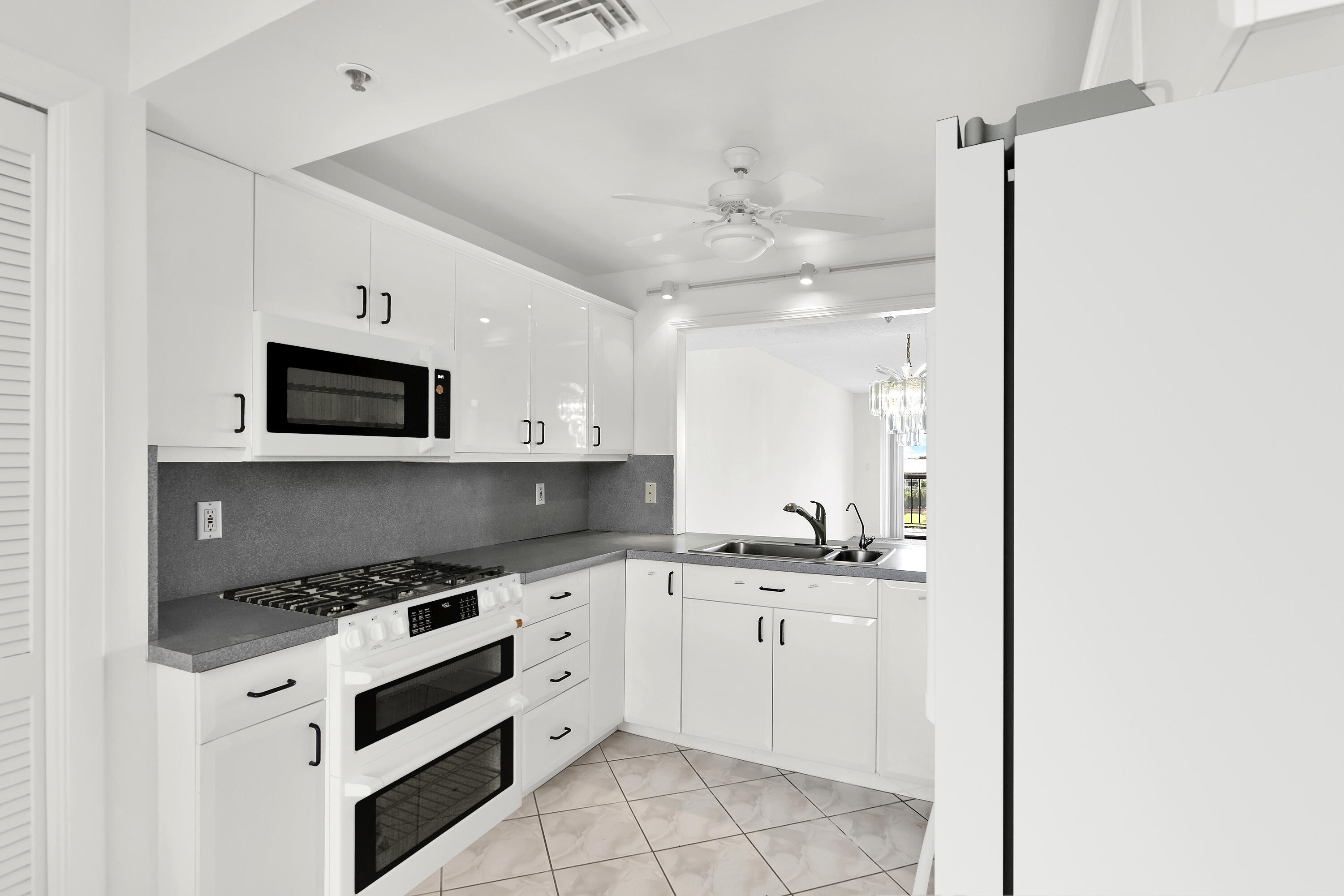 6420 Boca Del Mar Drive, Unit 608 Boca Raton, FL 33433 - Photo 4 of 29 6420 Boca del mar 608 2.0VS