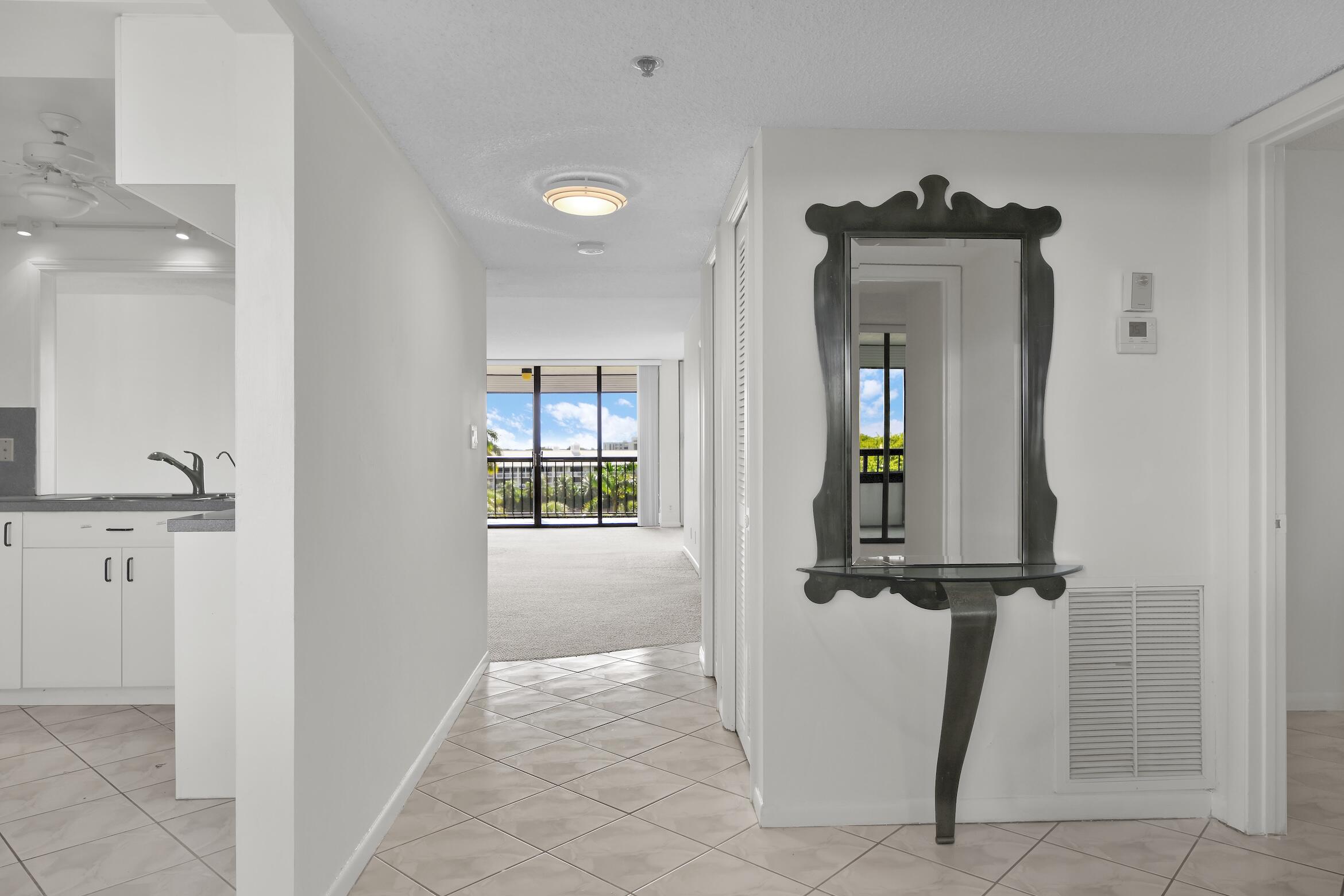 6420 Boca Del Mar Drive, Unit 608 Boca Raton, FL 33433 - Photo 5 of 29 6420 Boca del Mar Dr 608 foyer