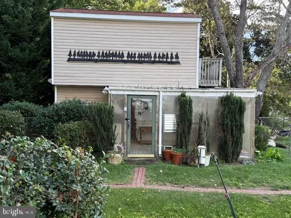 $1,800 | 12330 12330-apt B Potomac View Road, Newburg, MD 20664
