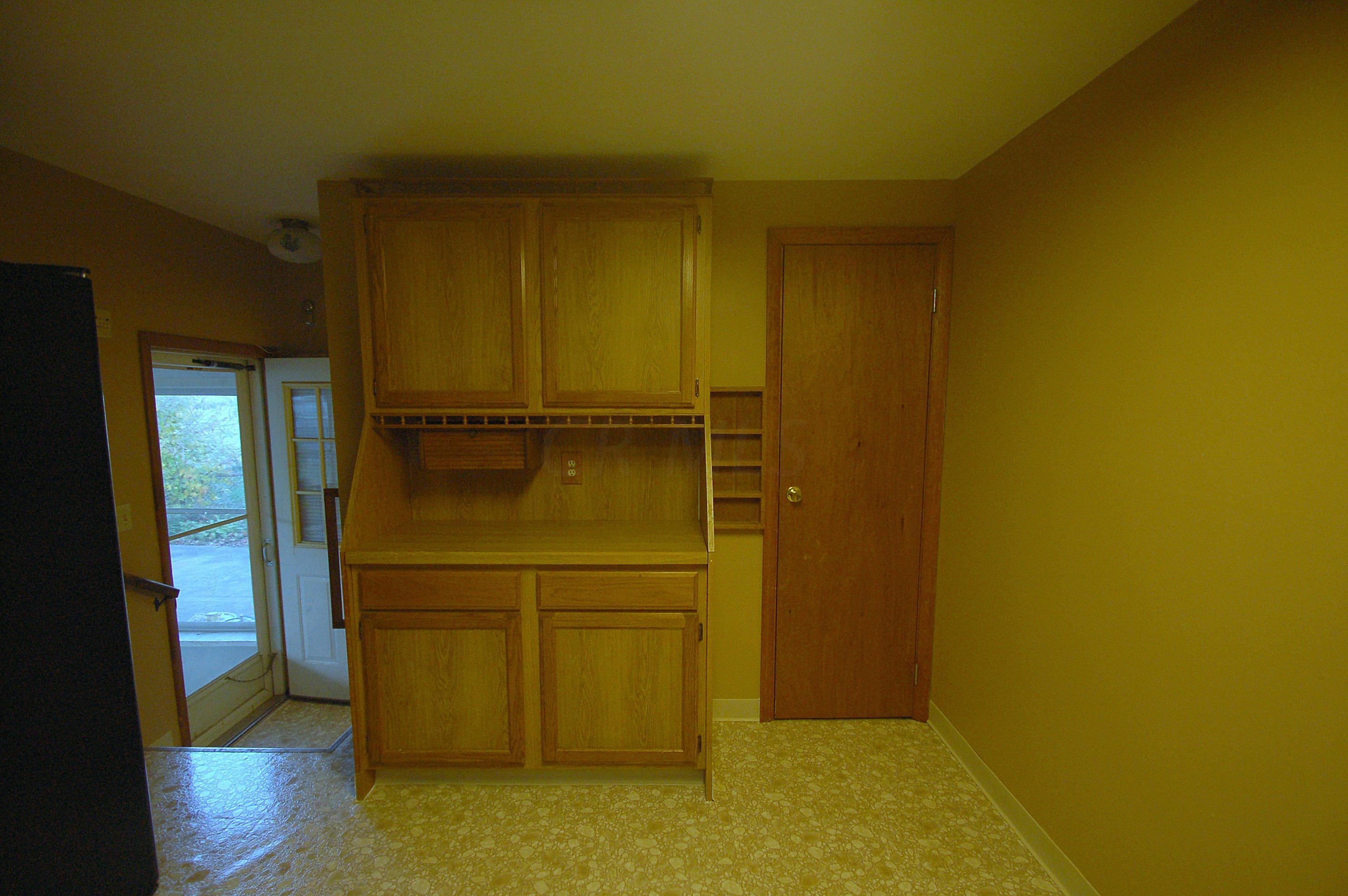 3768 Ardath Road Columbus, OH 43228 - Photo 3 of 13 Gallery Image 3