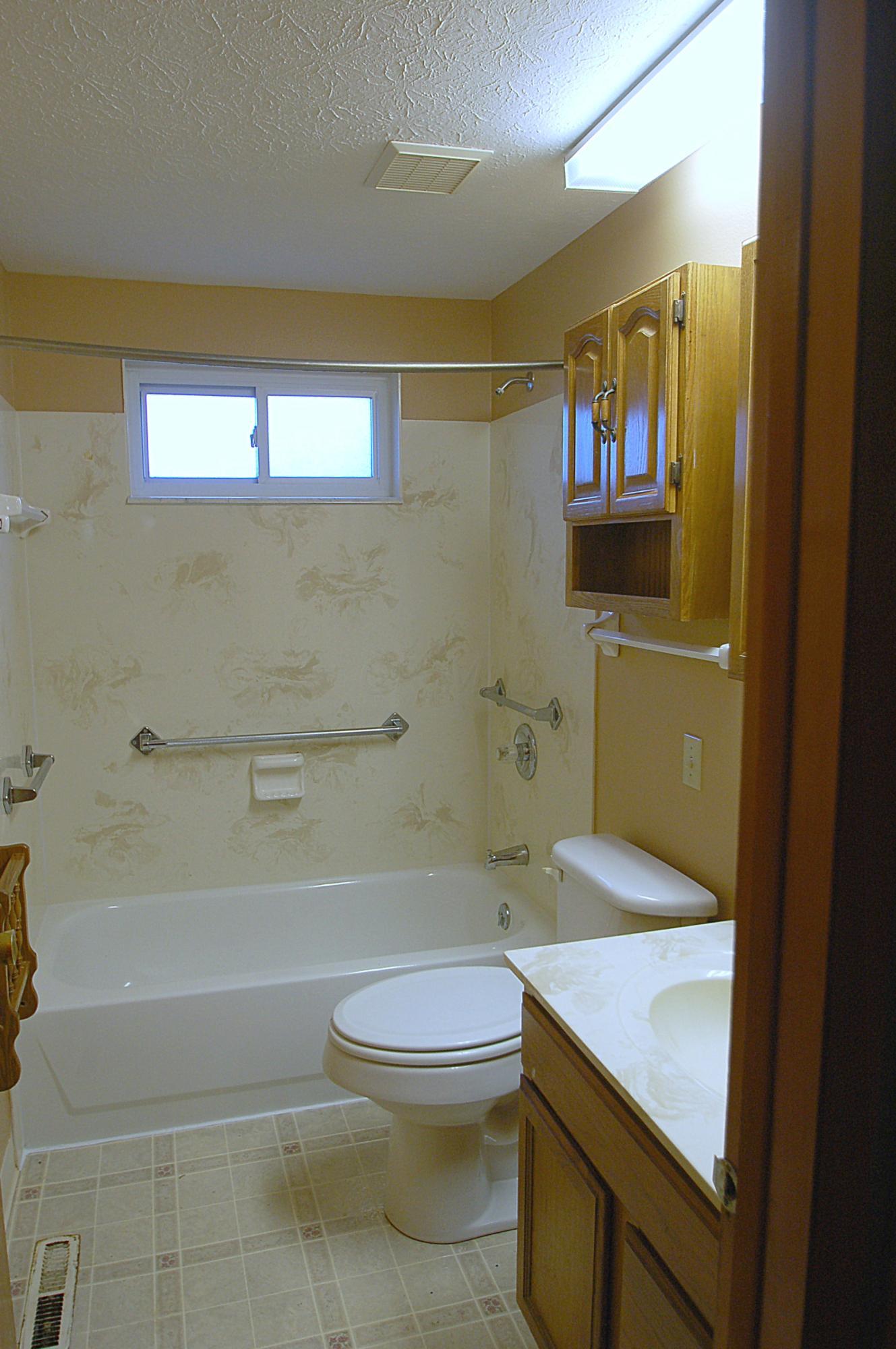 3768 Ardath Road Columbus, OH 43228 - Photo 8 of 13 Gallery Image 8