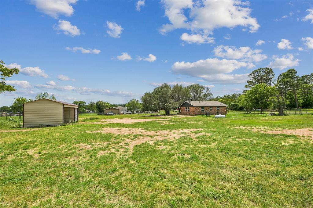 2762 West Highway 199 Springtown, TX 76082 - Photo 31 of 33 Home on 1-Acre