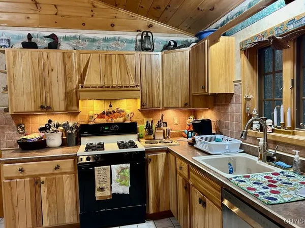 $484,900 | 657 County Rte 48, Altmar, NY 13302