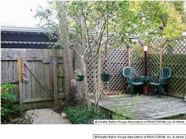 13 Colleen Court Baton Rouge, LA 70808 - Photo 3 of 8 Gallery Image 3