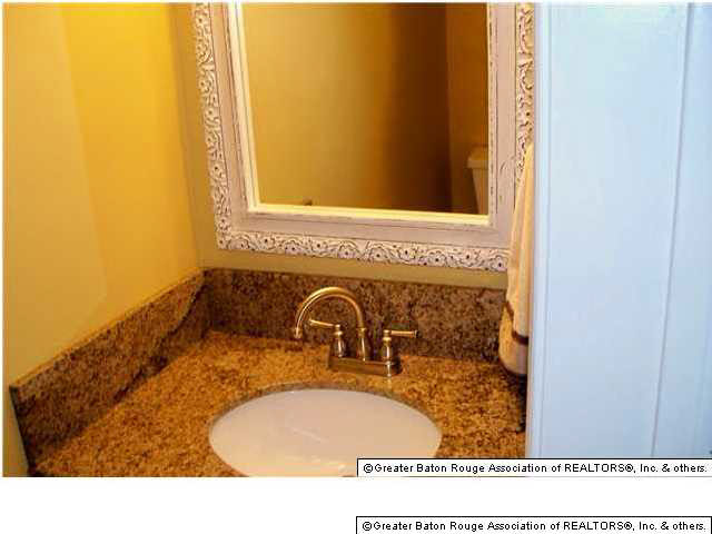 13 Colleen Court Baton Rouge, LA 70808 - Photo 6 of 8 Gallery Image 6