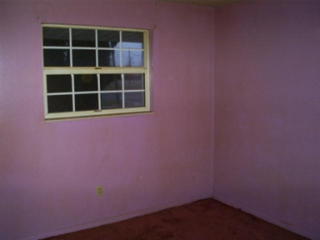 1005 Hilock Road Columbus, OH 43207 - Photo 7 of 8 Gallery Image 7
