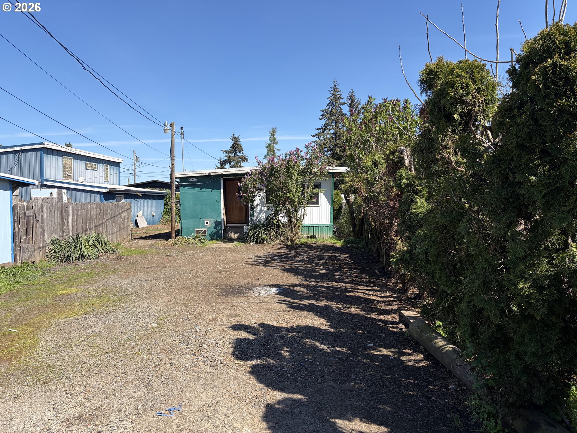 1273 33rd Street Springfield, OR 97478 - Photo 3 of 5