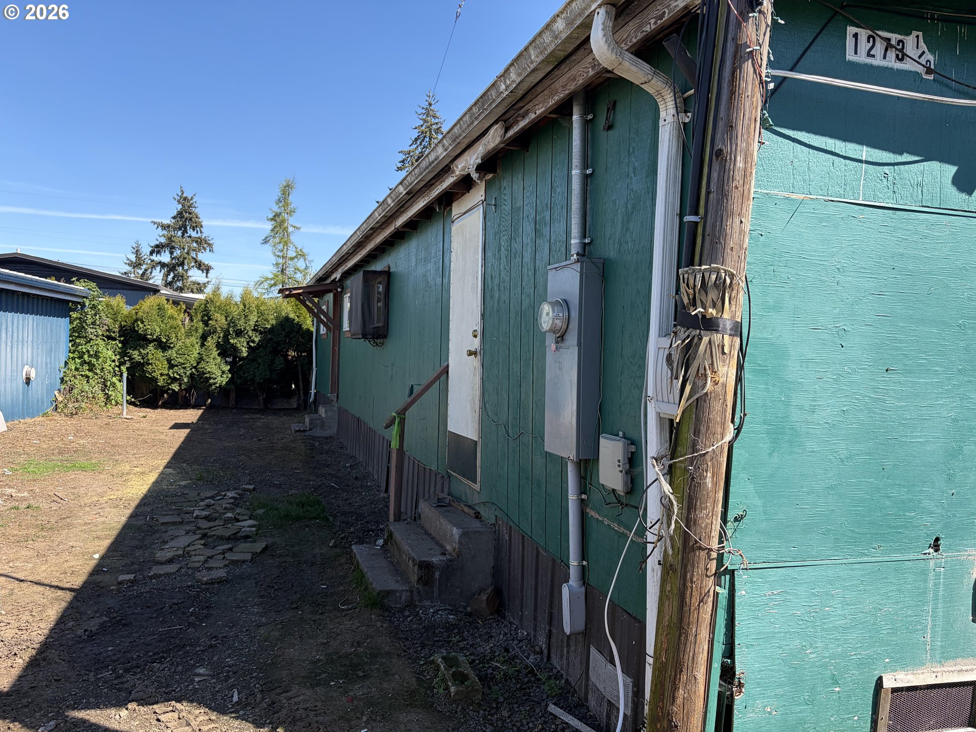 1273 33rd Street Springfield, OR 97478 - Photo 4 of 5