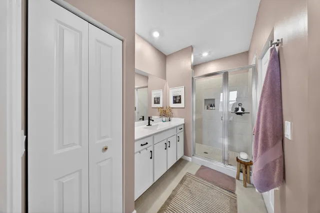 $349,990 | 656 Southeast Lake Falls St Port, Port St. Lucie, FL 34984