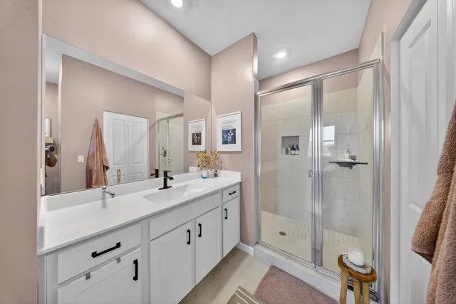 $349,990 | 656 Southeast Lake Falls St Port, Port St. Lucie, FL 34984