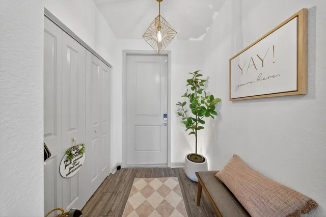 $349,990 | 656 Southeast Lake Falls St Port, Port St. Lucie, FL 34984