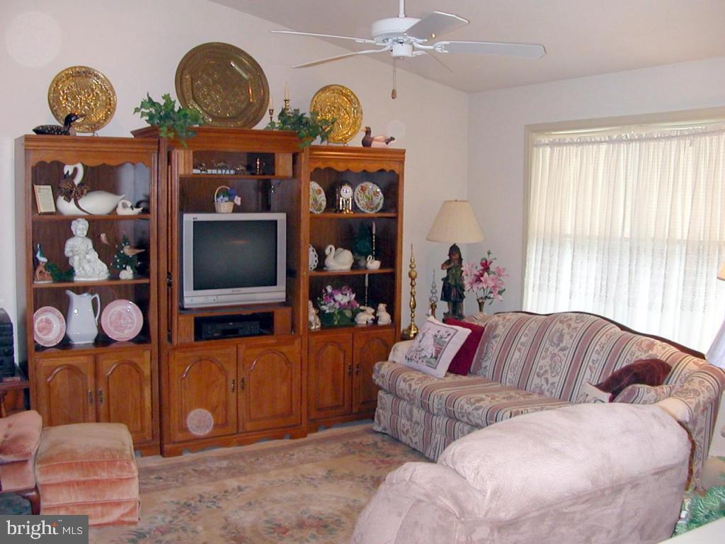 542 Milton Road Lancaster, PA 17602 - Photo 12 of 37 Gallery Image 12