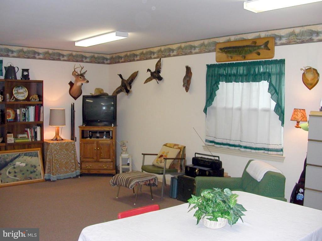 542 Milton Road Lancaster, PA 17602 - Photo 30 of 37 Gallery Image 30