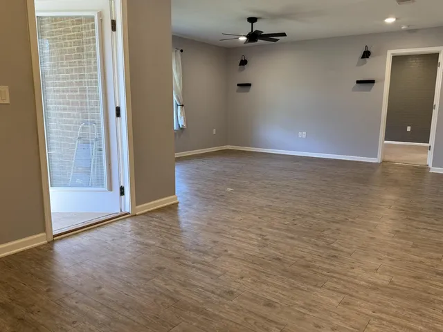 $2,150 | 351 Merlin Court, Crestview, FL 32539