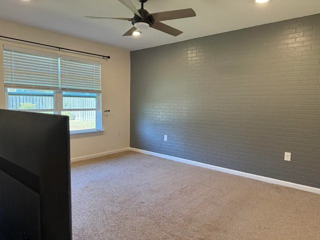 $2,150 | 351 Merlin Court, Crestview, FL 32539