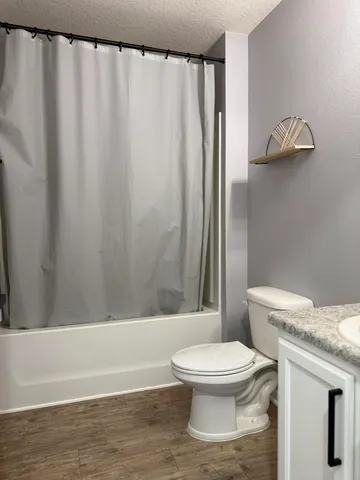 $2,150 | 351 Merlin Court, Crestview, FL 32539