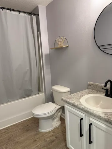 $2,150 | 351 Merlin Court, Crestview, FL 32539